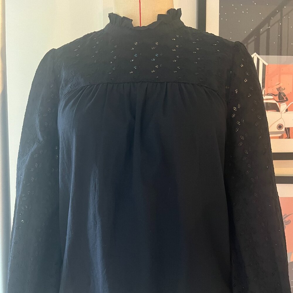 Madewell Small Black eyelet/solid mix blouse. Never worn.